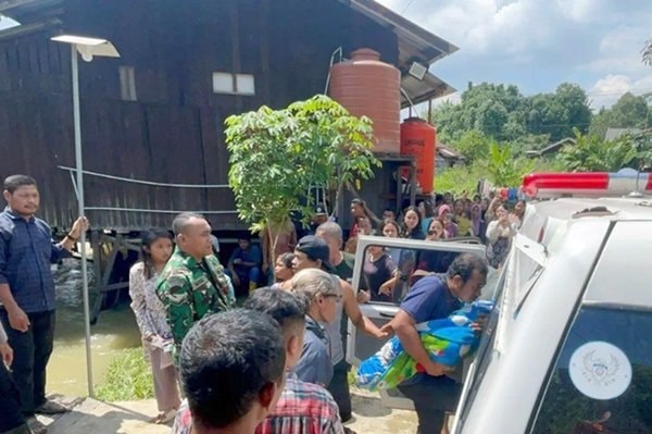 Balita 2 Tahun yang Hilang Terseret Banjir di Samarinda Ditemukan Tak Bernyawa, Ini Kronologi Lengkapnya