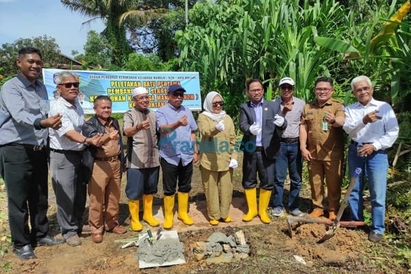 Bangun Sekretariat K2M, Amir Tosina Gelontorkan Dana Pokir