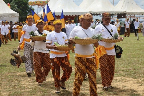 Erau Sabintulung Muara Kaman Dibuka, Bentuk Komitmen Pemkab Kukar Lestarikan Budaya