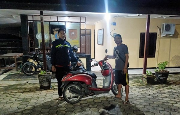 Terpergok Curi Ayam di Bontang, Pelaku Kabur Tinggalkan Motor di Lokasi