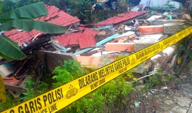 Rumah di Lereng Ambruk saat Hujan Deras, Ibu dan Anak di Balikpapan Tewas Tertimbun