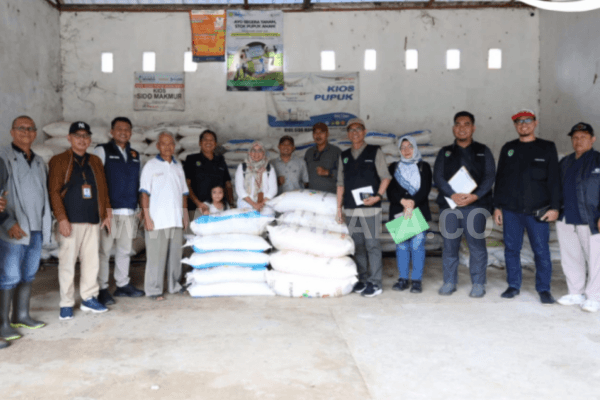 Pastikan Harga dan Penyaluran Tepat, Pemprov Kaltim Awasi Distribusi Pupuk Bersubsidi di Kutai Kartanegara