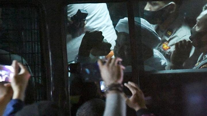 Ditahan Setelah Dicecar 84 Pertanyaan Penyidik, Ini Kata Rizieq Shihab