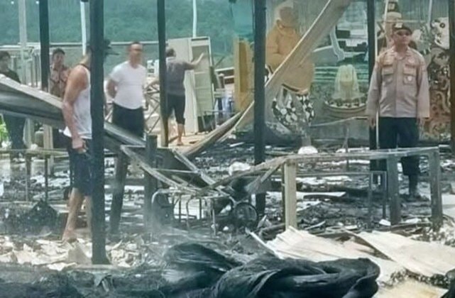 Api dari Bakar Sampah Hanguskan Bengkel di Kota Bangun, Rugi Rp200 Juta
