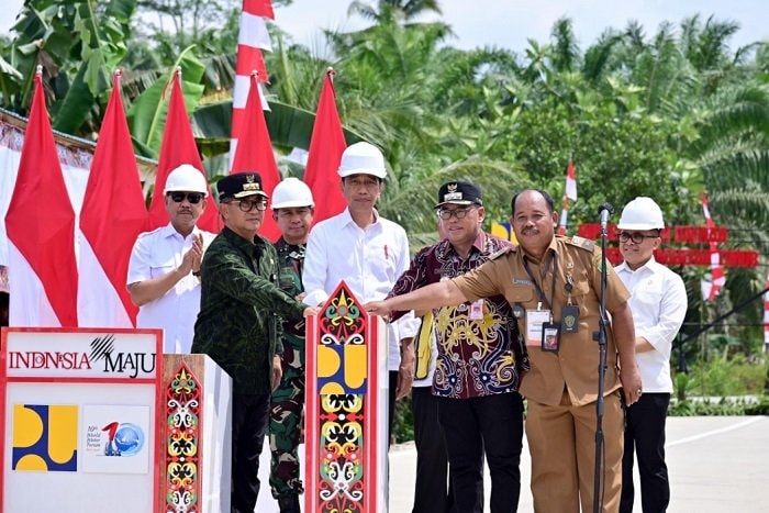 Jokowi Resmikan 10 Ruas Jalan, Salah Satunya di Bontang