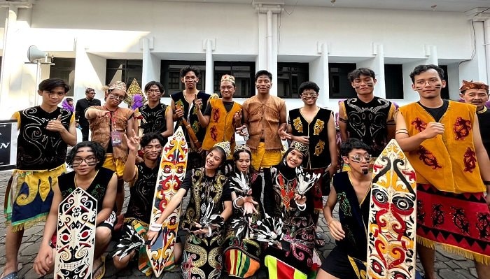 HMB Cabang Surabaya Ramaiakan Pawai HUT Kota Surabaya ke-730, Promosikan Budaya Bontang dan Kaltim