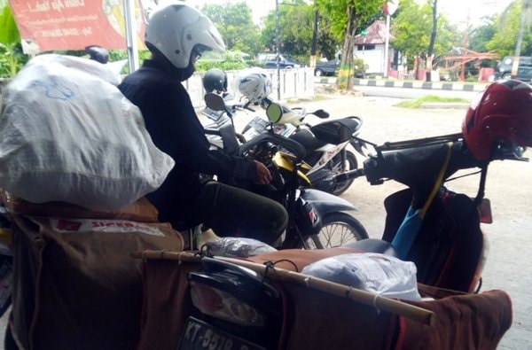 Ada Jerih Payah Mereka sebelum Pesananmu Tiba di Rumah