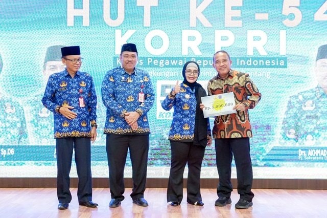 74 ASN di Bontang Purna Tugas Terima Tali Asih, 275 ASN Raih Satya Lencana