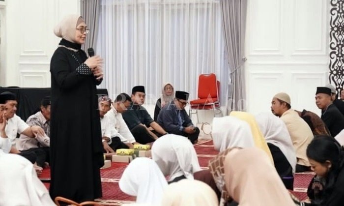 Wali Kota Bontang Buka Puasa Bersama Paguyuban Wargi Sunda, Serahkan Bantuan 25 Paket Sembako
