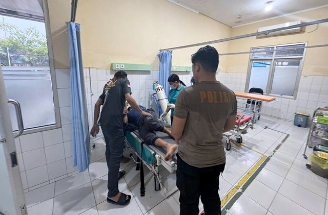 Berteduh di Bawah Pohon, 3 Warga Kutim Tersambar Petir