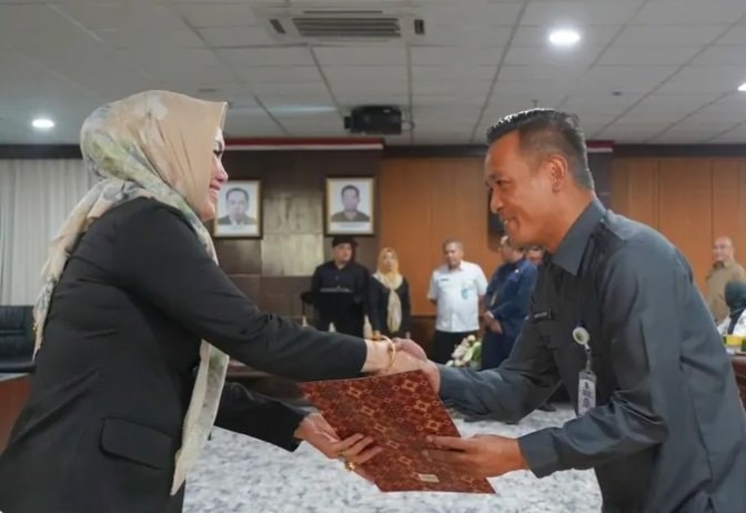 117 PPPK Resmi Terima SK Pengangkatan di Sekretariat DPRD Kaltim