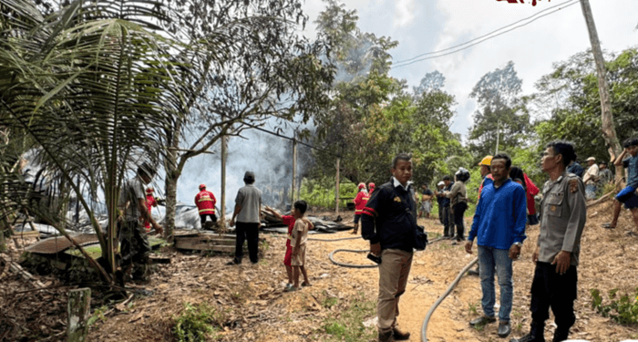 Nihil Korban Jiwa, Rumah Semi Permanen di Samarinda Ludes Terbakar