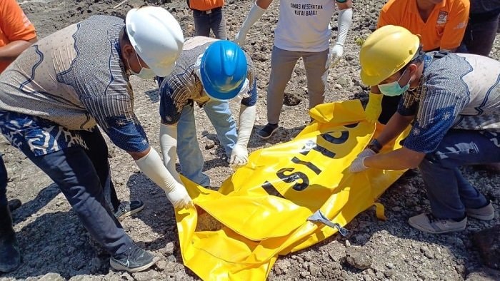 Pekerja di Kutai Barat Tewas Terlindas Buldozer
