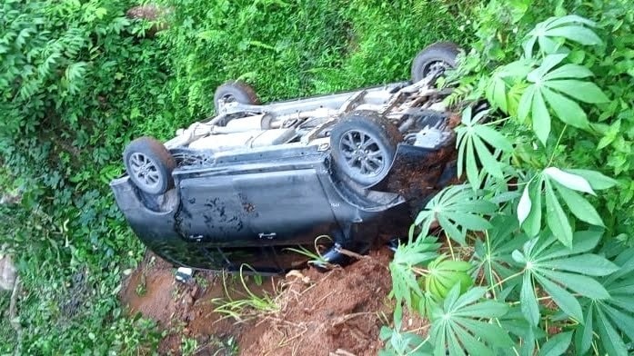 Mobil Berpelat Kaltim Masuk Jurang di Jalur Mamuju-Majene