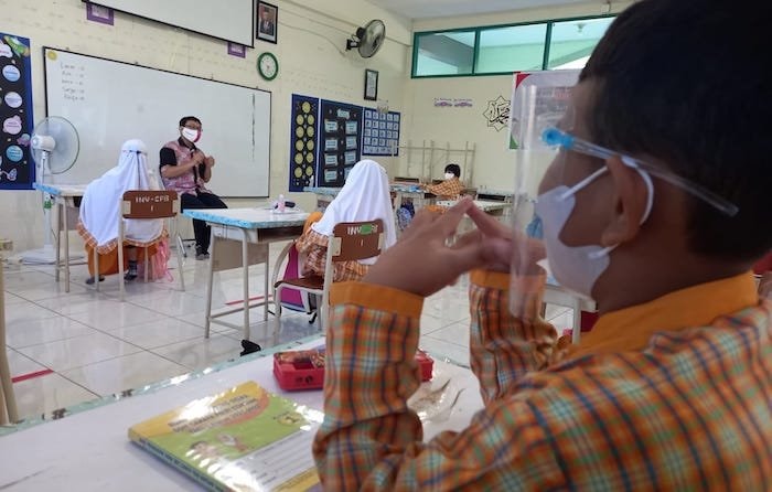Daerah PPKM Level 1 hingga 3 Bisa Gelar PTM 100%, Ini Syaratnya