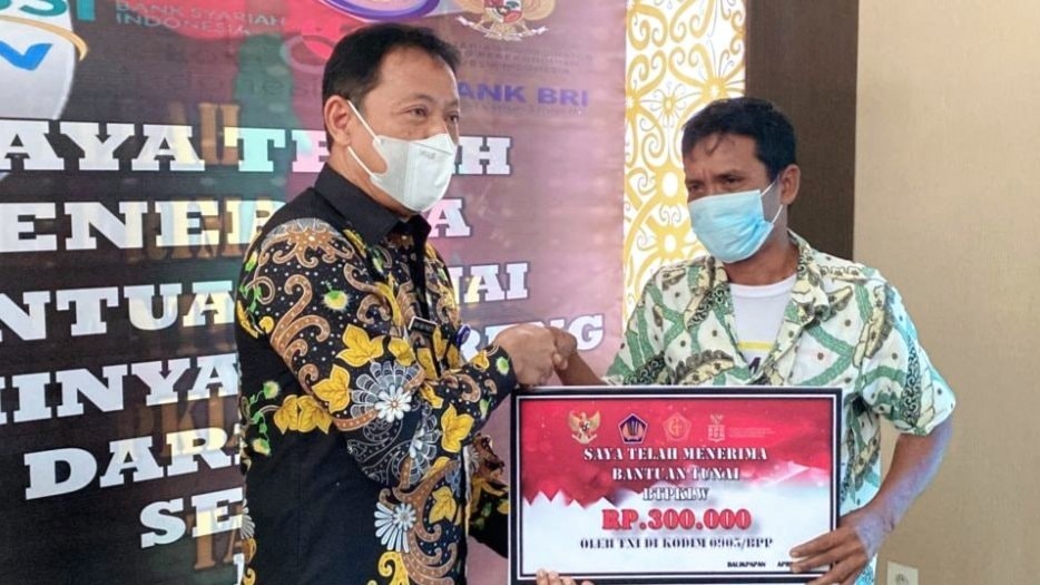 Ribuan UMKM Balikpapan Dapat BLT Minyak Goreng Senilai Rp300 Ribu