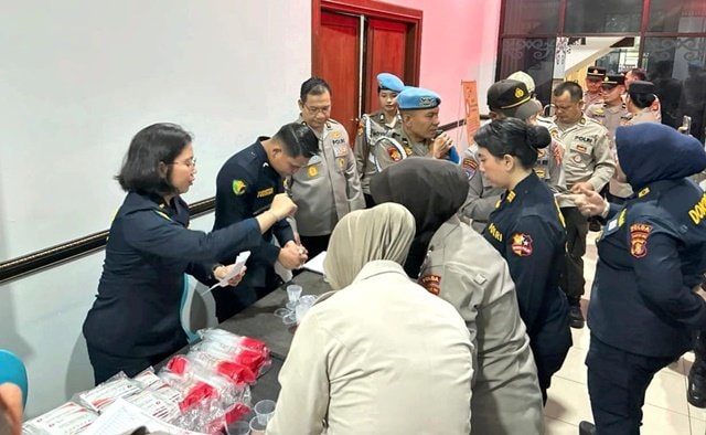 Ratusan Anggota Polda Kaltim Jalani Tes Narkoba, Hasilnya Diawasi Ketat