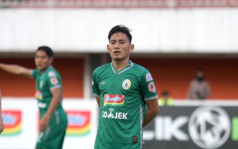 Rayakan Lebaran di Bontang, Buras jadi Menu Spesial Pemain Bertahan PSS Sleman Ini