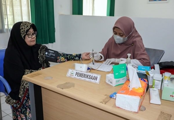 Kodim 0908/Bontang Gelar Posbindu PTM, Perkuat Upaya Deteksi Dini Penyakit Tidak Menular