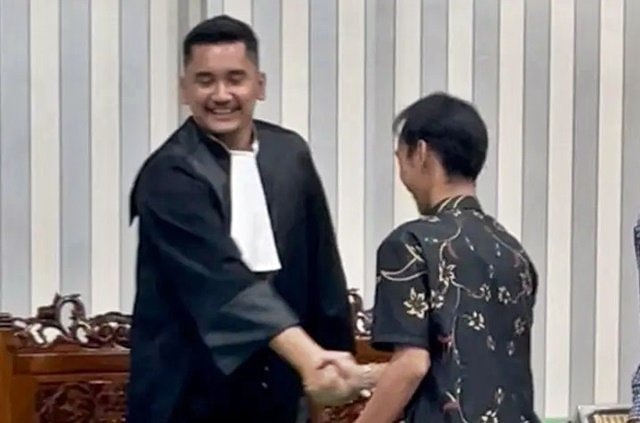 Vonis Sebulan untuk 4 Mahasiswa Perakit Molotov Warnai Kasus Demo DPRD Kaltim