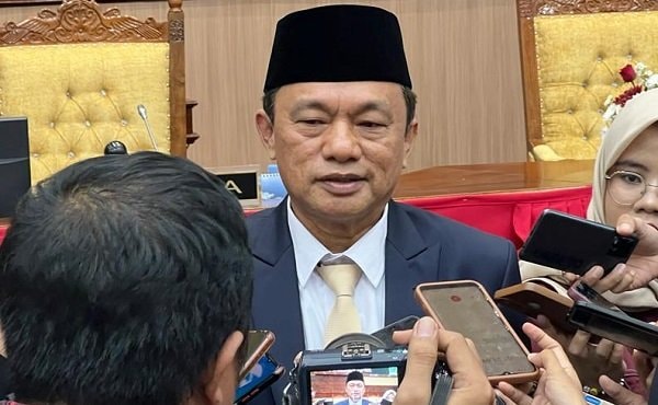 Resmi! Mantan Ketua DPRD Bontang Dilantik jadi Anggota DPRD Kaltim