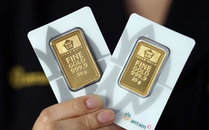 Harga Emas Hari Ini Naik, Antam Tembus Rp2,01 Juta per Gram