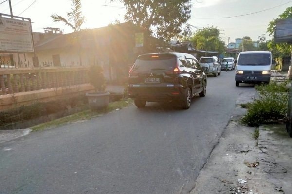 Proses Lelang Pengaspalan Jalan Zamrut Dibatalkan, Kenapa?
