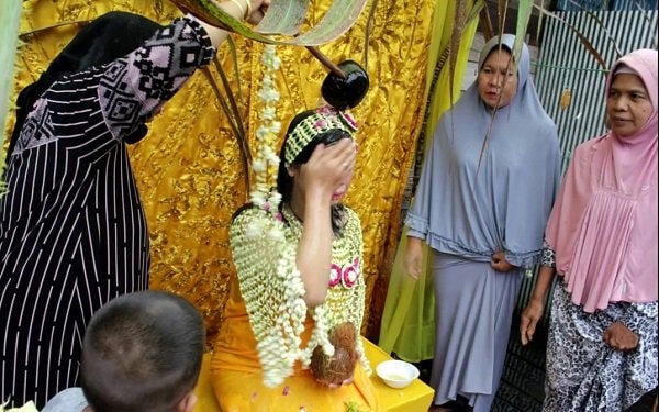 Mengenal Badudus dan Bapapai, Ritual Penyucian Diri Jelang Pernikahan Urang Banjar