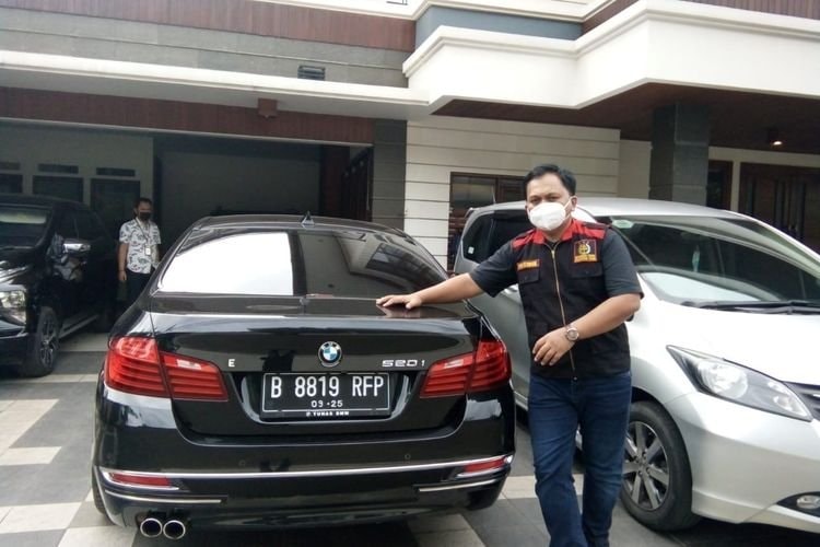 Tiga Mobil Mewah Disita, Kejati Kaltim Geledah Rumah Tersangka Korupsi Migas Blok Mahakam