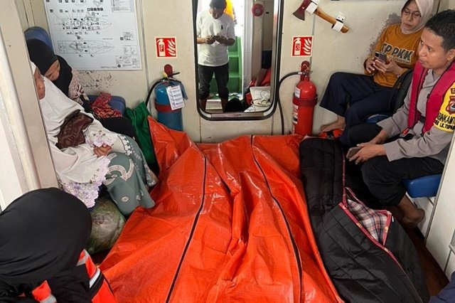 Kapal KLM Fitri Jaya Tenggelam di Perairan Pangkep, Tiga Orang Meninggal Dunia