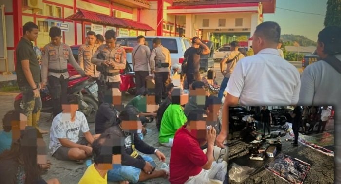 Arena Sabung Ayam di Kaltim Diobok-obok Polisi, 18 Ayam dan Rp7 Juta Disita