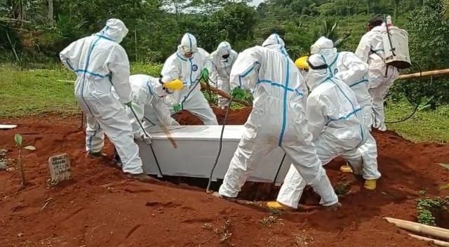 Lahan Pemakaman Covid-19 Kian Sempit, Pindah ke TPU Masih Didiskusikan