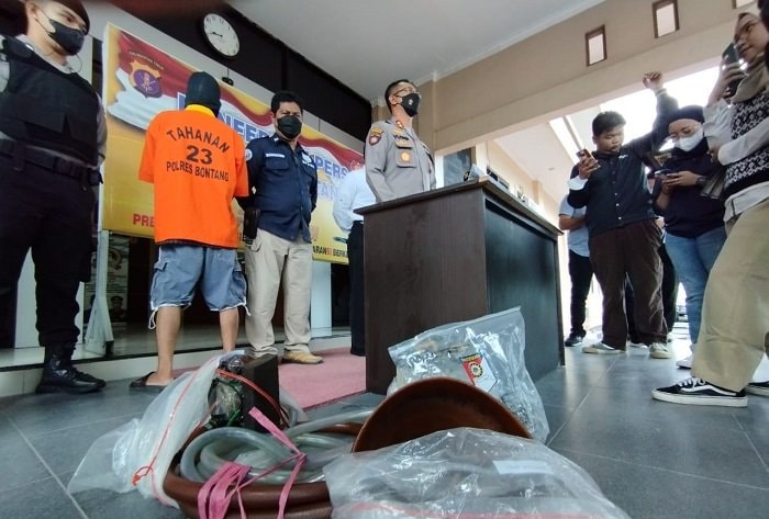 Pengetap Solar Subsidi Ditangkap, Setiap Hari Tiga Orang Antre di SPBU Kilometer 3 Bontang