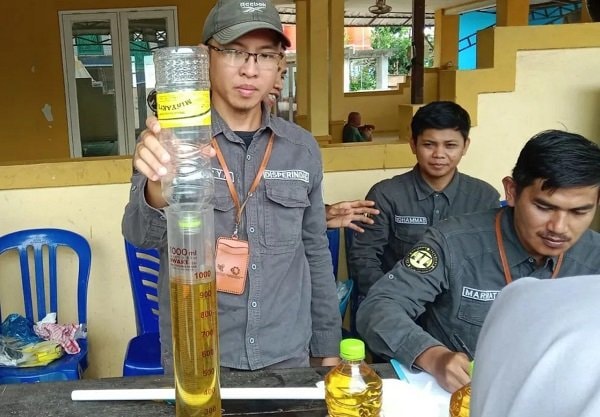 Temuan Mengejutkan! Minyakita Kemasan Botol di Kutim Kurang Volume hingga 25 ml