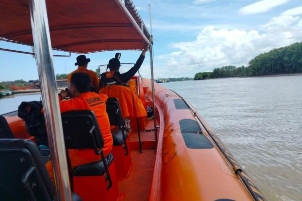 Kapal Pengangkut Batu Bara Tenggelam di Kutai Kartanegara