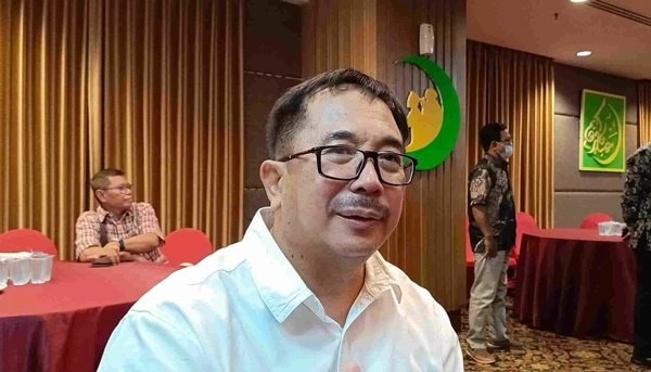 Rudy Diserang “Gubernur Konten”