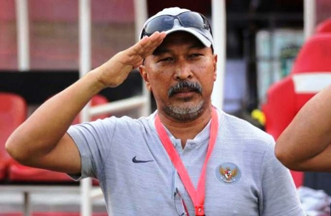 Eks Pelatih Timnas U-19, Fakhri Husaini Latih Sepak Bola PON Aceh