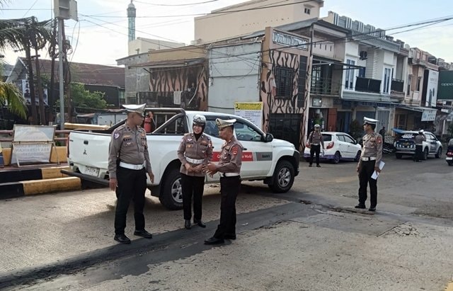 Jalan Berlubang dan Tikungan Tajam, Ini Ancaman Pengguna Jalur Pangkajene