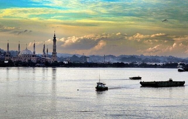Strategi Kaltim 2026: Mulai Pajak Penghasilan, Pajak Alat Berat, dan Investasi Lapangan Kerja
