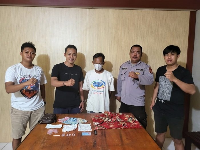 Kedapatan Jual Sabu di Jembatan Sambera, Pria Pengangguran Digeruduk Polisi
