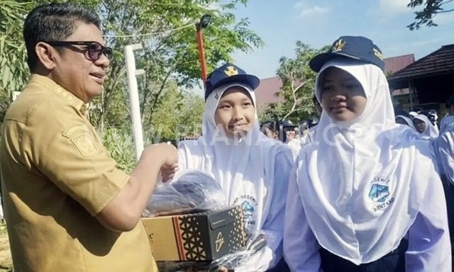 Program Seragam Sekolah Gratis di Bontang 2025 Tunggu Kebijakan Wali Kota Terpilih