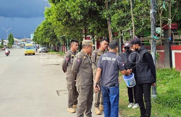 Ngaku dari Yayasan, Minta Sumbangan di Ruas Jalan Sangatta Kutim, Ternyata Ilegal