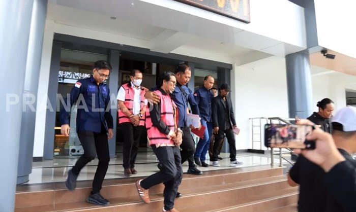 Kejati Kaltim Tahan Kadispora dan Kepala Sekretariat DBON, Diduga Korupsi Hibah Rp100 Miliar