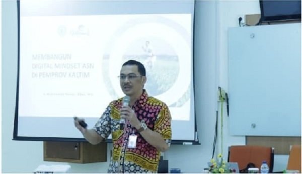 Membangun Digital Mindset ASN dalam Pelayanan Publik