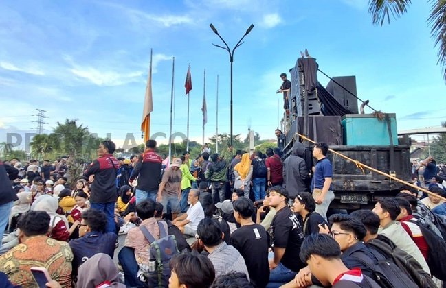 Hak Angket Mandek, Massa Turun Lagi: DPRD Kaltim Diuji Tepati Janji