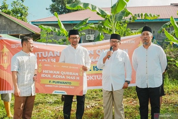 Selama Iduladha 1445 H, Pupuk Kaltim Salurkan Bantuan Rp1,355 Miliar untuk Masyarakat Bontang dan Fakfak
