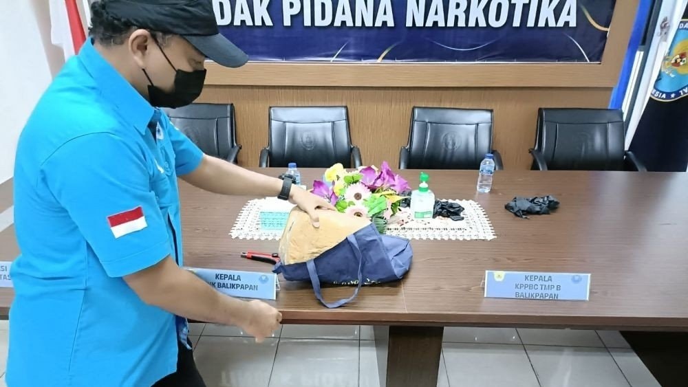 Kafe-Kafe di Balikpapan Dibidik jadi Pasar Peredaran Ganja