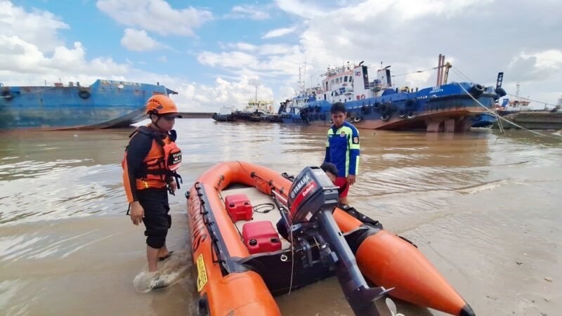 Hendak Melompat Ketinggian 1 Meter, Warga Samarinda Berusia 50 Tahun Tenggelam di Sungai Mahakam