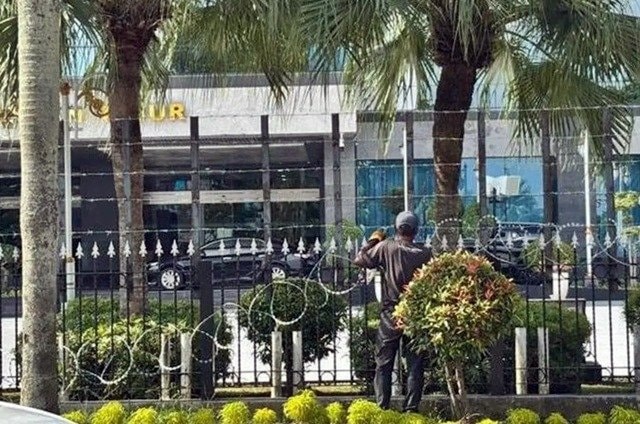 Kawat Berduri di Kantor Gubernur Kaltim Tuai Kritik, Polisi Sebut Preventif
