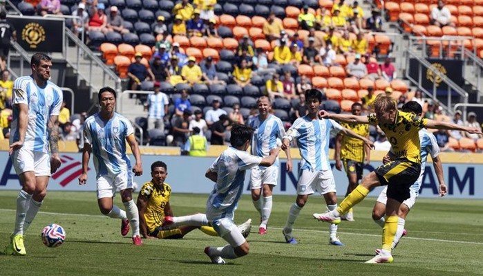 Borussia Dortmund Bungkam Ulsan Hyundai 1-0, Lolos ke 16 Besar Piala Dunia Antarklub 2025